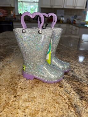 Western Chief Kids Glitter Silver Rain Boots w/ Lavender Handles